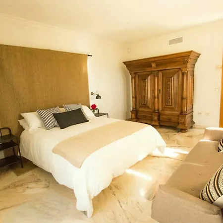 Luxury Puerto Marina Villa Benalmadena